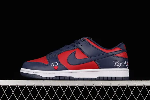 All Categories Nk SB Dunk Series Nk SB Dunk Low Low-top sneakers Supreme x Nk SB Dunk Low joint model blue and red SB low-top sports and leisure sneakers DO7412-982